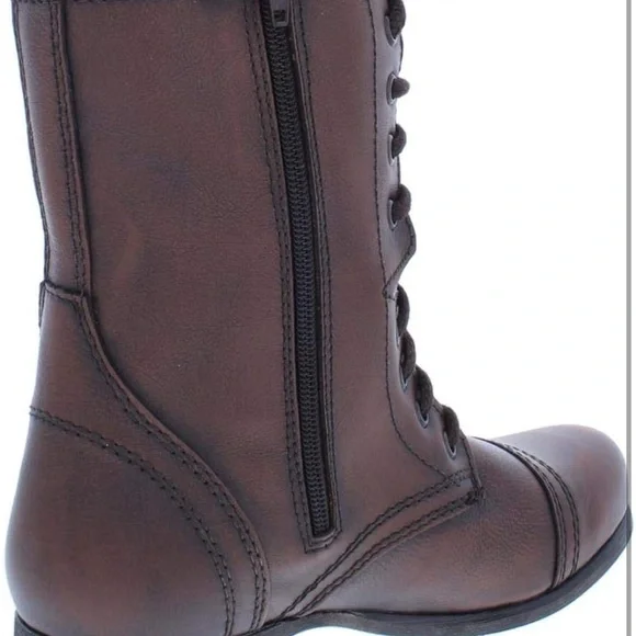 Steve Madden Troopa Lace-Up Boots - Picture 2 of 10